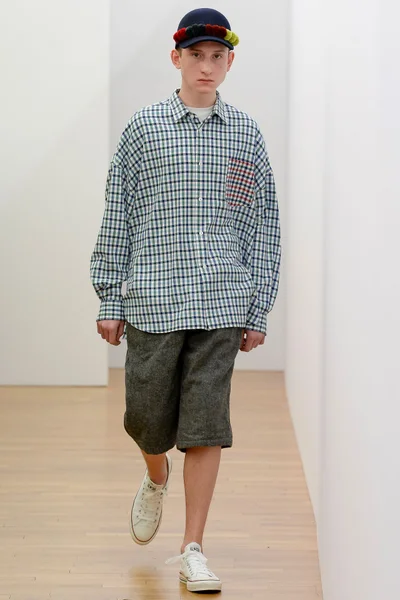Look 39